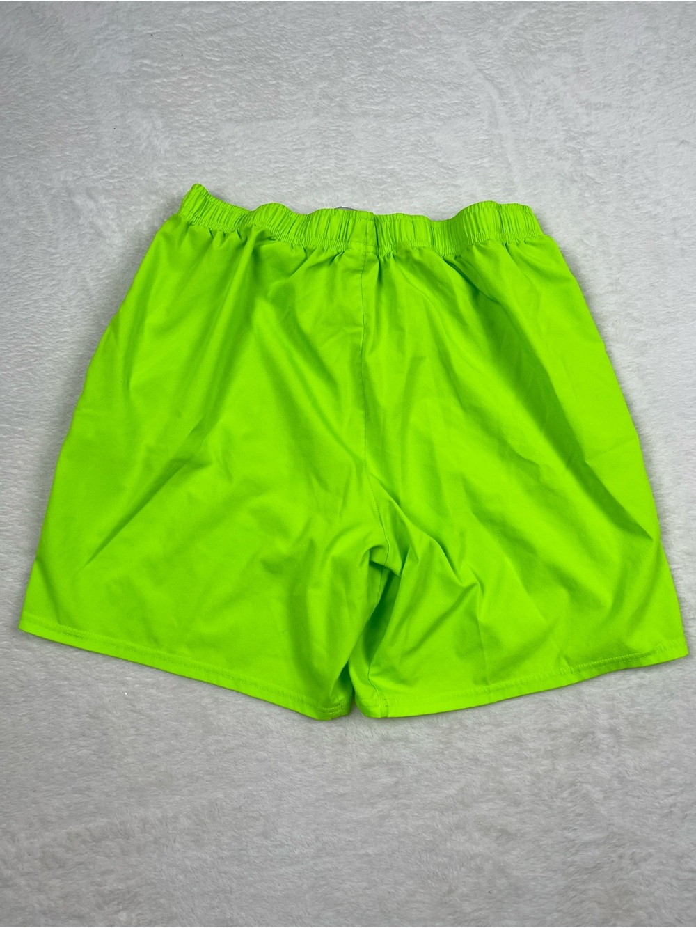 Gymshark Arrival 7” Training Shorts Neon Green Size Large Athletic - Picture 3 of 4